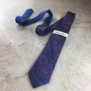 HAPPY TIES SILK TIE (NWT)